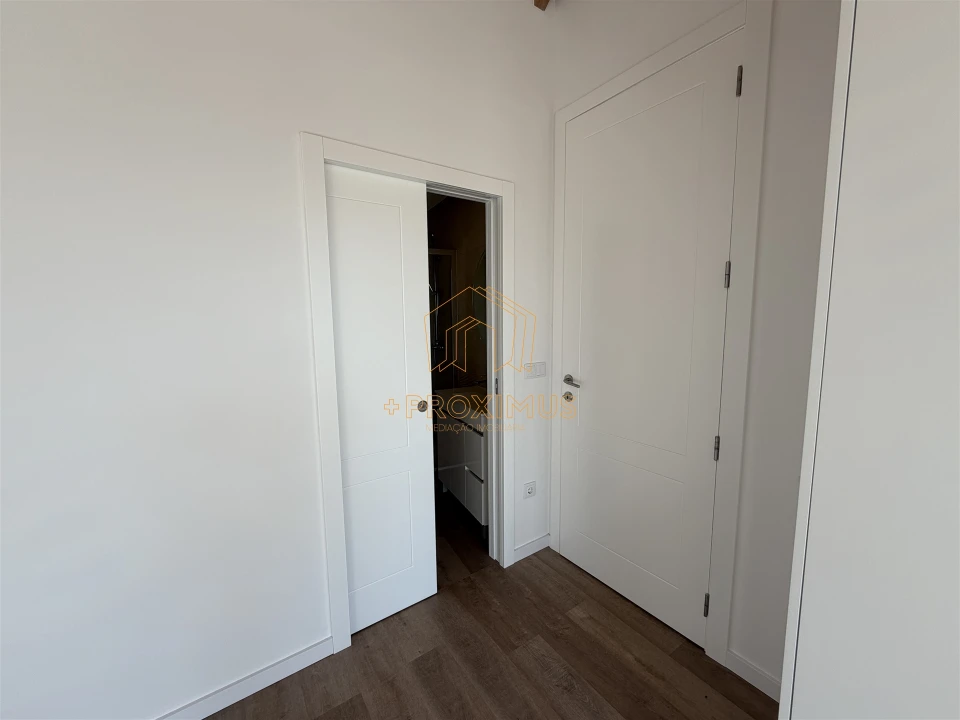 Moradia T3 para Venda em Sanguinheira Foto 21