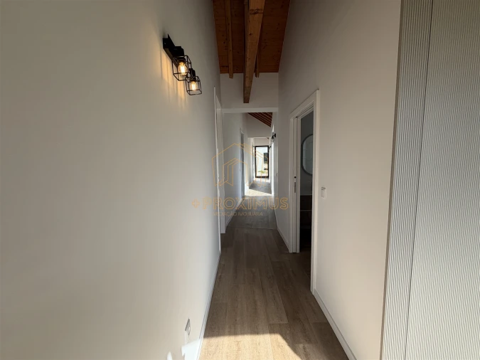 Moradia T3 para Venda em Sanguinheira Foto 15