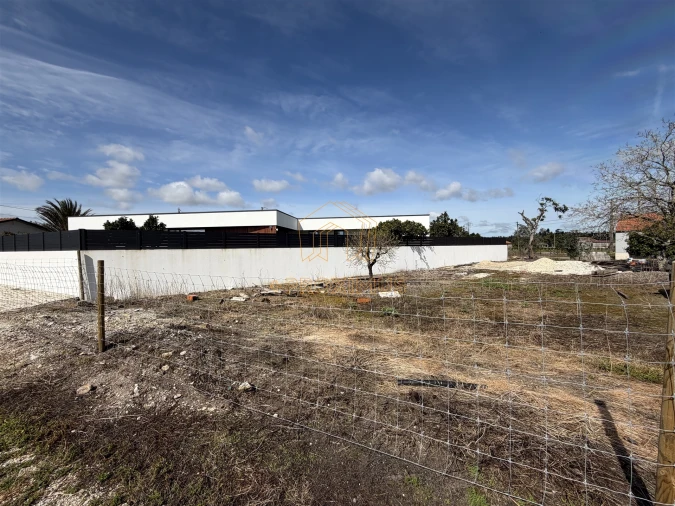 Moradia T3 para Venda em Sanguinheira Foto 58