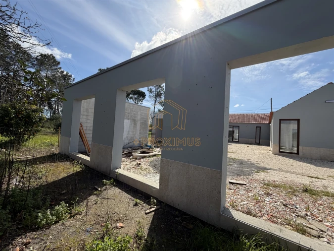 Moradia T3 para Venda em Sanguinheira Foto 51