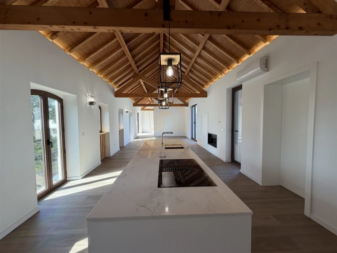 Moradia T3 para Venda em Sanguinheira Foto 6