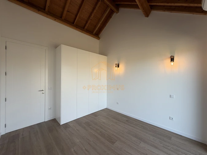 Moradia T3 para Venda em Sanguinheira Foto 32