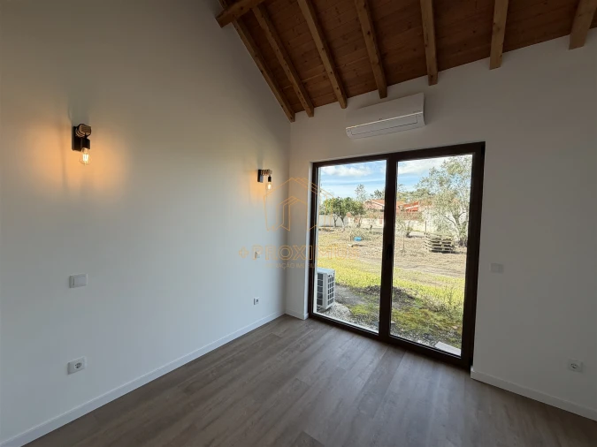 Moradia T3 para Venda em Sanguinheira Foto 33