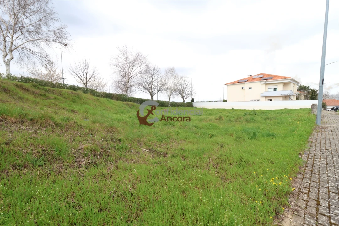 Terreno para Venda em Gouveia (São Pedro e São Julião) Foto 1