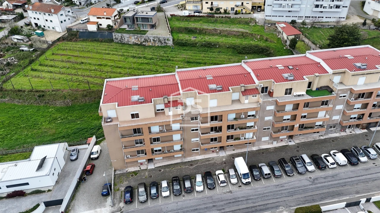 Apartamento T2 para Venda em Cristelos, Boim e Ordem Foto 1