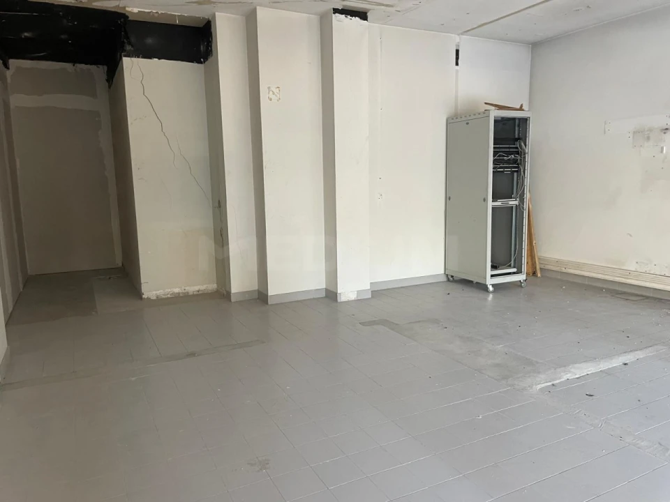 Loja para Arrendamento em Vila Nova de Famalicão e Calendário Foto 4