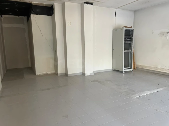 Loja para Arrendamento em Vila Nova de Famalicão e Calendário Foto 4