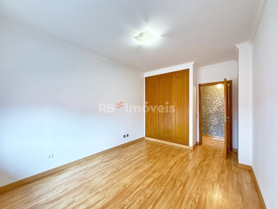 Apartamento T3 para Venda em Nossa Sra de Fatima Foto 4