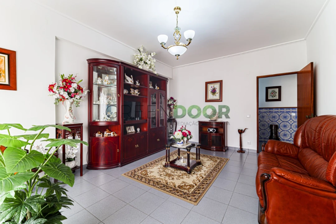 Apartamento T1 para Venda em Seixal, Arrentela e Aldeia de Paio Pires Foto 7