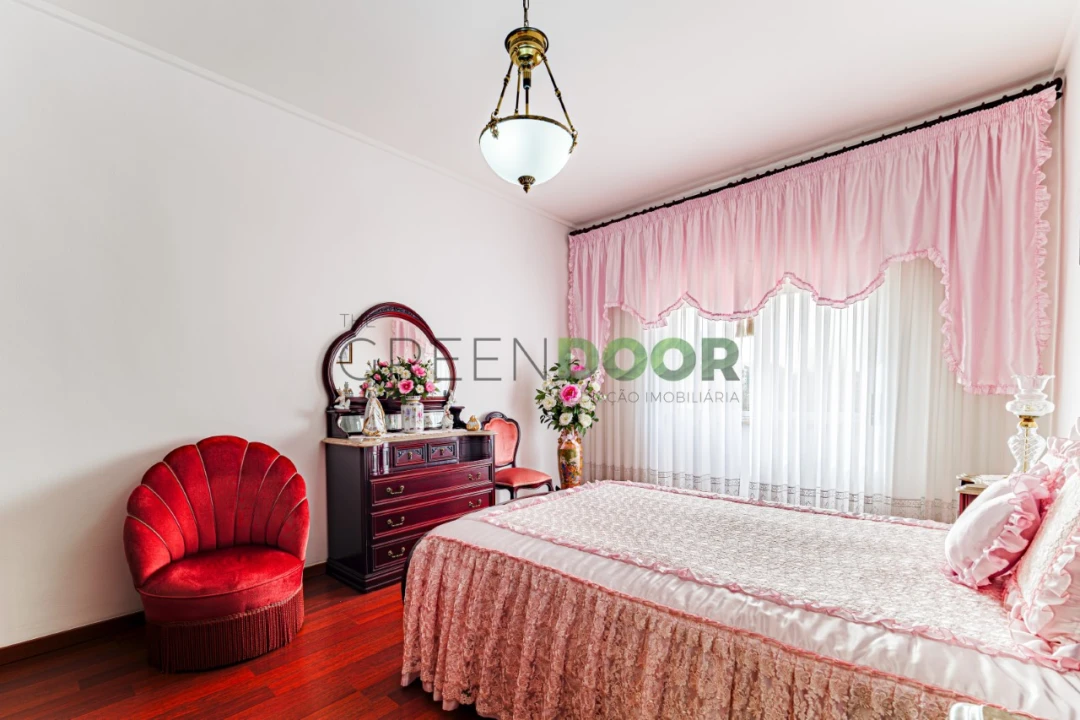 Apartamento T1 para Venda em Seixal, Arrentela e Aldeia de Paio Pires Foto 10