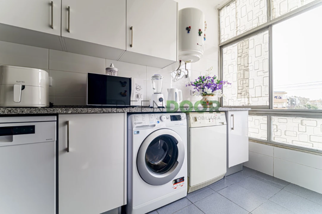 Apartamento T1 para Venda em Seixal, Arrentela e Aldeia de Paio Pires Foto 19