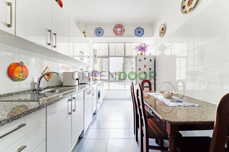 Apartamento T1 para Venda em Seixal, Arrentela e Aldeia de Paio Pires Foto 1