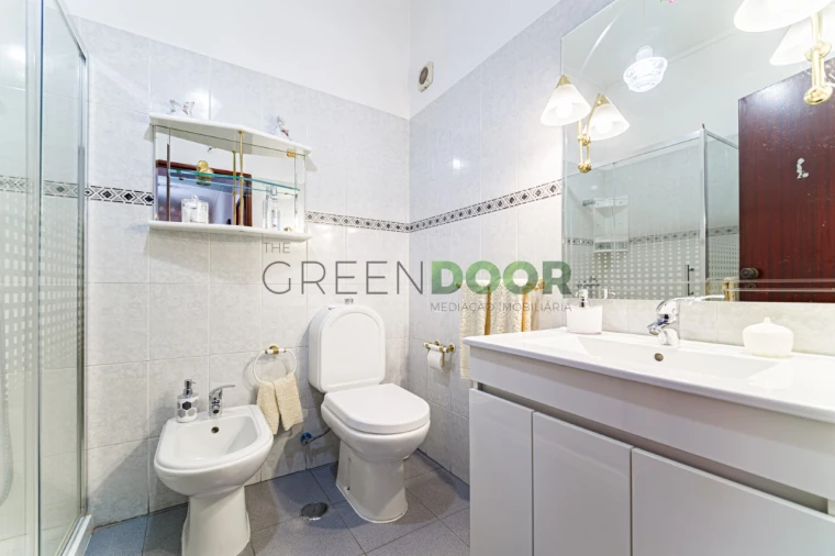 Apartamento T1 para Venda em Seixal, Arrentela e Aldeia de Paio Pires Foto 3