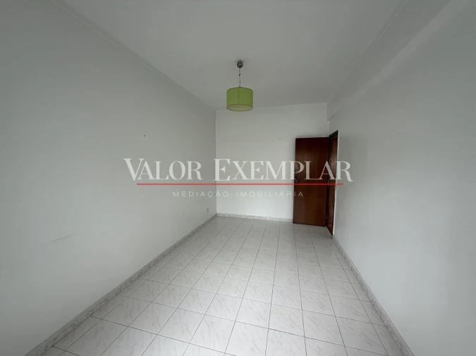 Apartamento T2 para Venda em Alcochete Foto 8