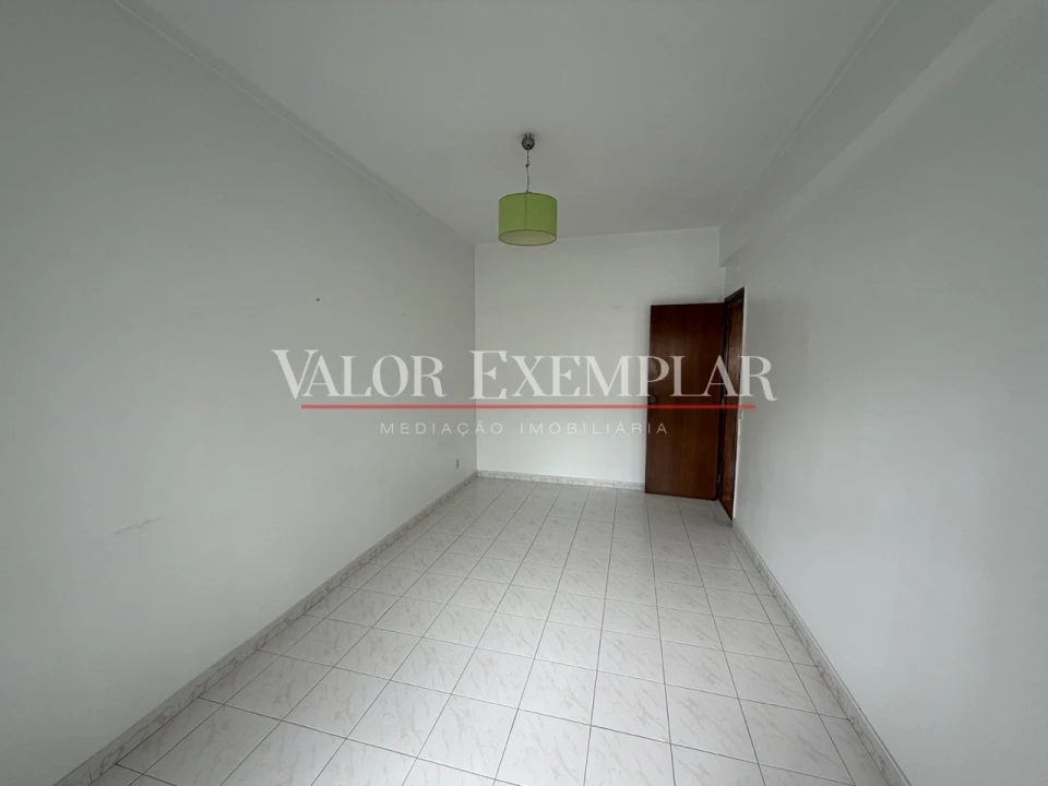 Apartamento T2 para Venda em Alcochete Foto 8