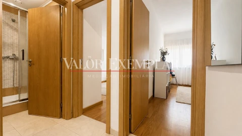Apartamento T3 para Venda em Atalaia e Alto Estanqueiro-Jardia