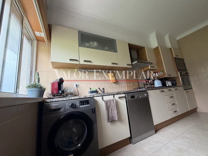 Apartamento T3 para Venda em Atalaia e Alto Estanqueiro-Jardia Foto 7