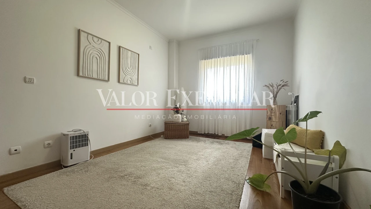 Apartamento T3 para Venda em Atalaia e Alto Estanqueiro-Jardia Foto 13