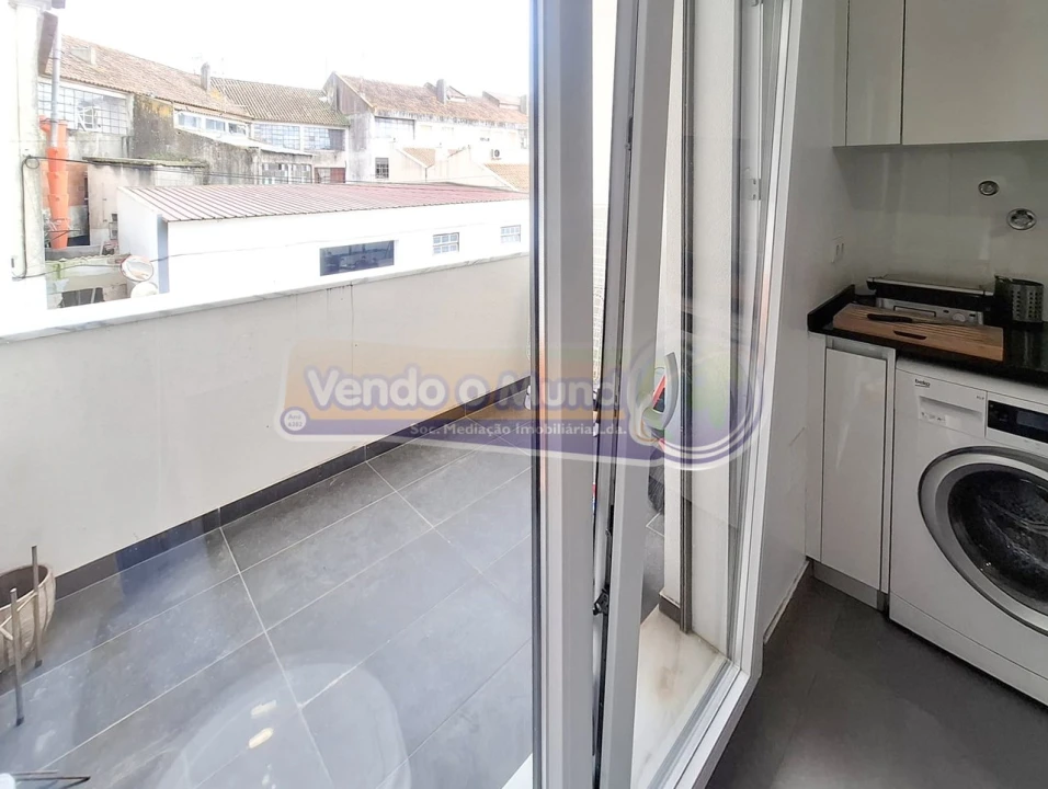 Apartamento T3 para Venda em Benavente Foto 17