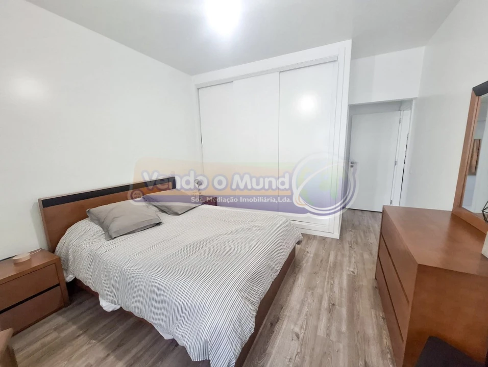 Apartamento T3 para Venda em Benavente Foto 2