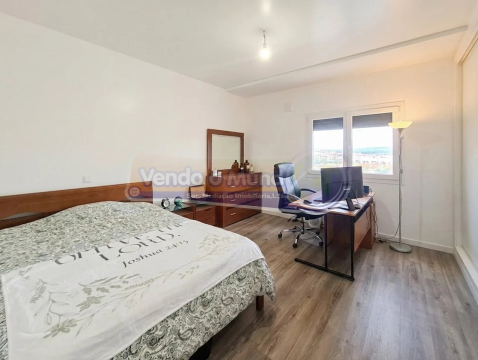 Apartamento T3 para Venda em Benavente Foto 10