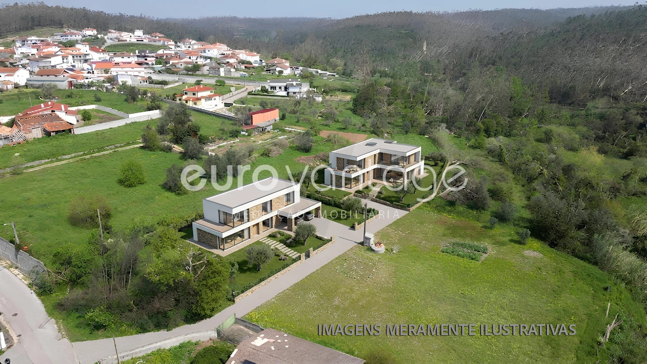Terreno para Venda em Regueira de Pontes Foto 1