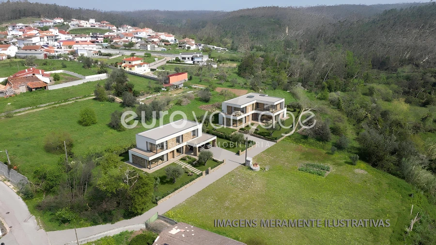 Terreno para Venda em Regueira de Pontes