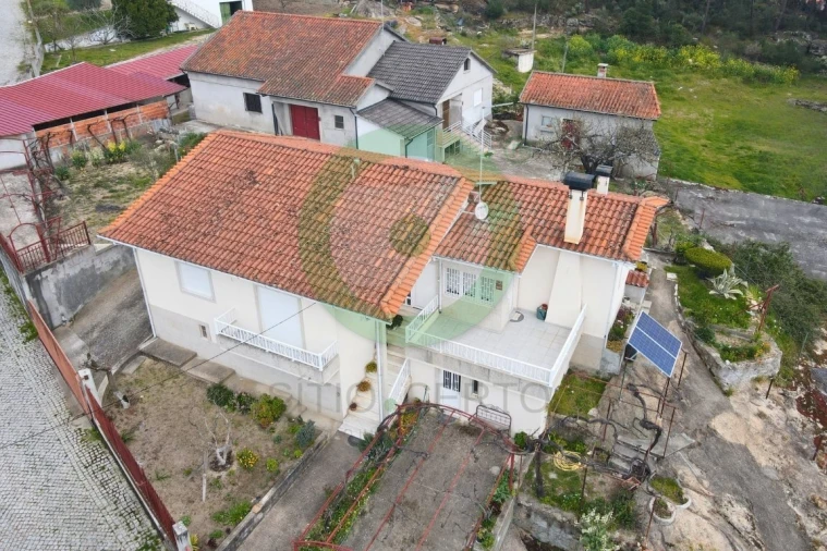 Moradia T4 para Venda em Valpaços e Sanfins Foto 5