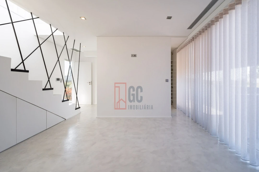 Moradia T4 para Venda em Gulpilhares e Valadares Foto 29