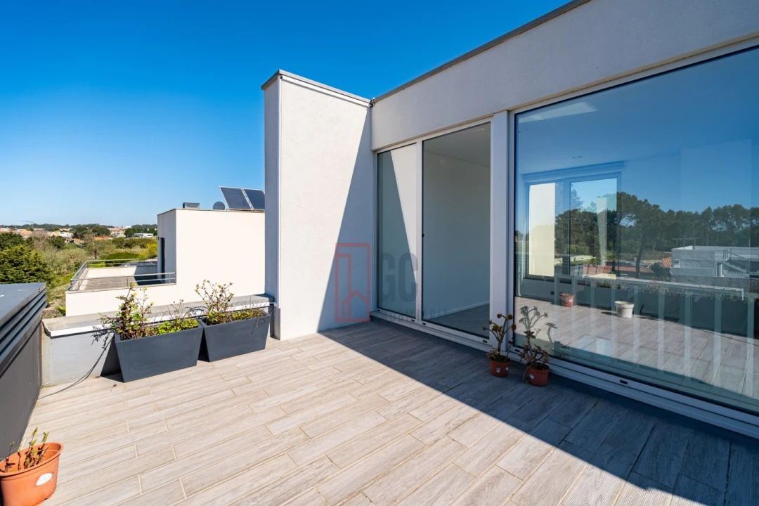 Moradia T4 para Venda em Gulpilhares e Valadares Foto 38