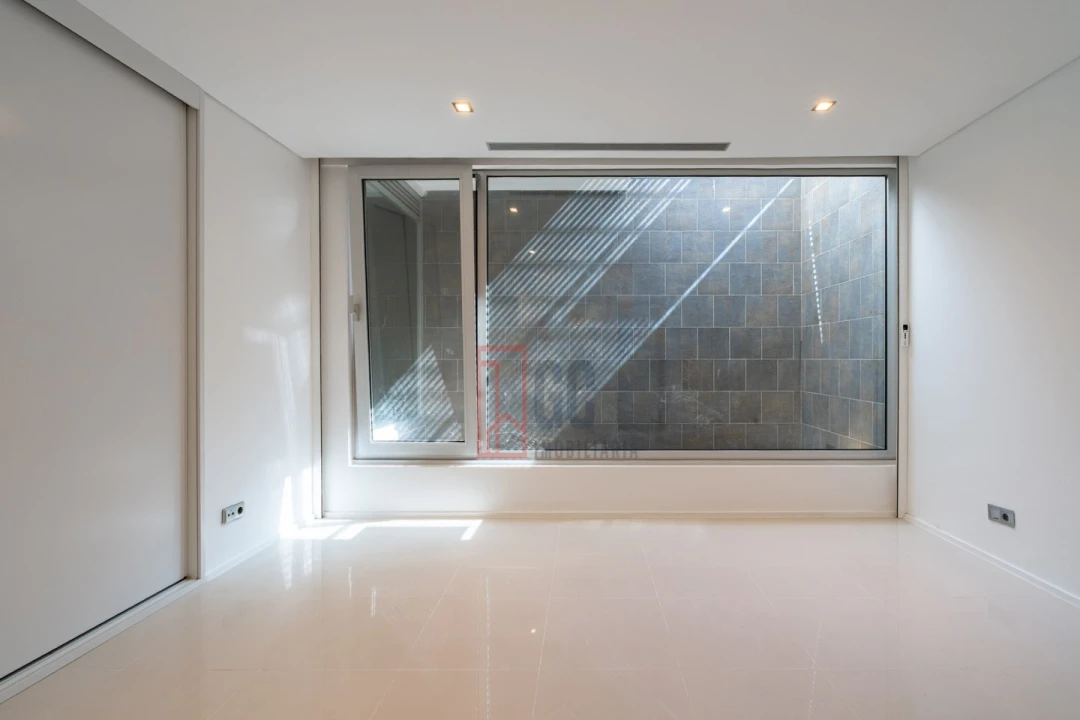 Moradia T4 para Venda em Gulpilhares e Valadares Foto 51