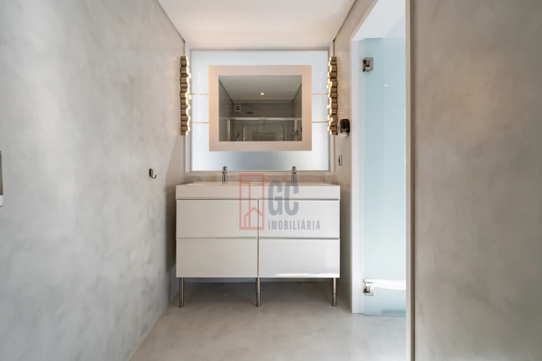 Moradia T4 para Venda em Gulpilhares e Valadares Foto 33