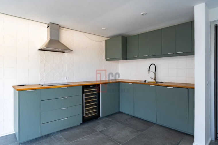 Moradia T4 para Venda em Gulpilhares e Valadares Foto 60