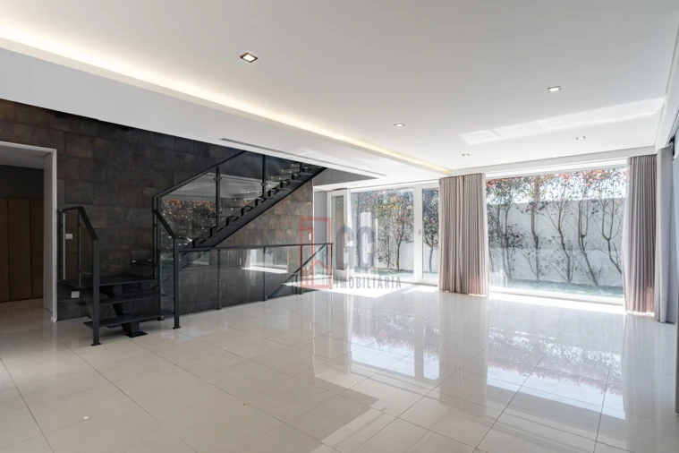 Moradia T4 para Venda em Gulpilhares e Valadares Foto 64