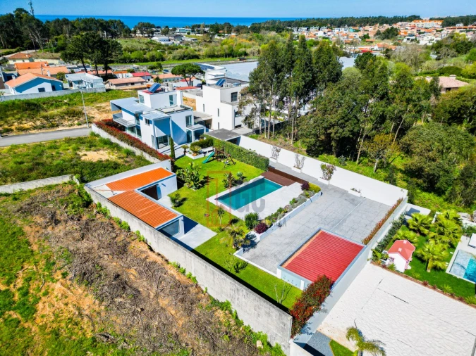 Moradia T4 para Venda em Gulpilhares e Valadares Foto 73