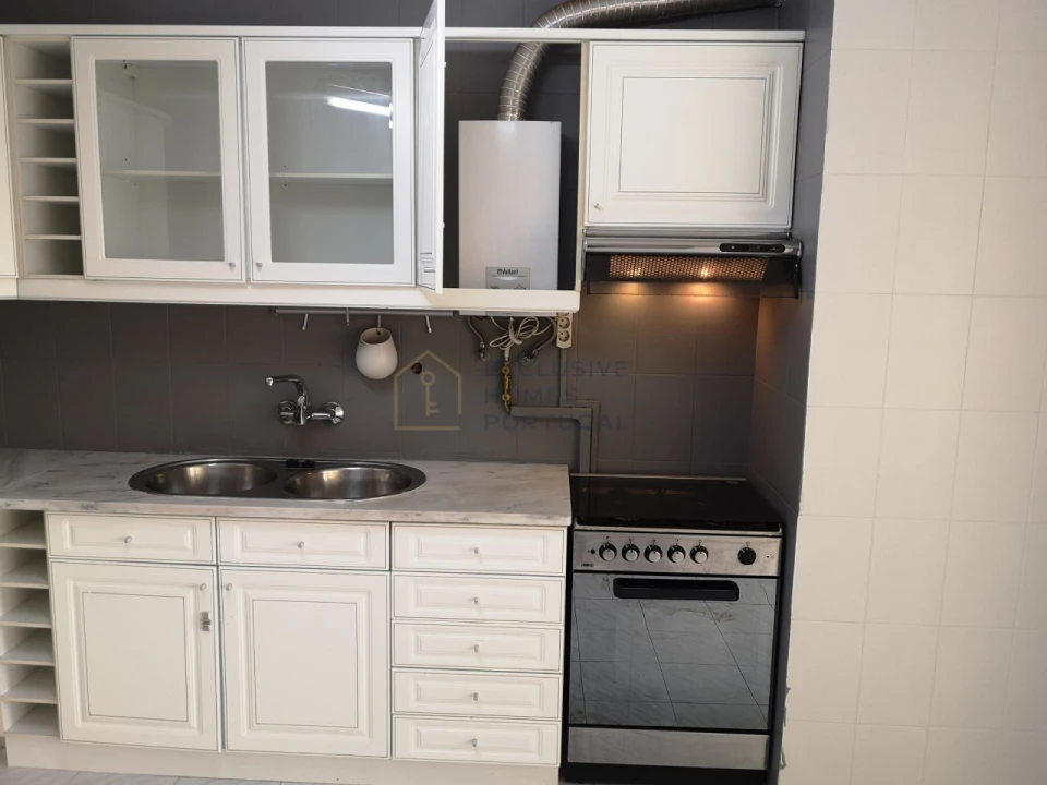 Apartamento T3 para Venda em Alfragide Foto 14