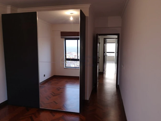 Apartamento T3 para Venda em Alfragide Foto 20