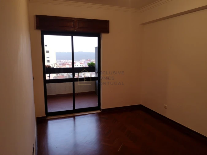 Apartamento T3 para Venda em Alfragide Foto 25