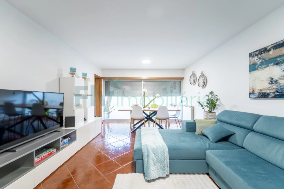 Apartamento T3 para Venda em Caldas de Vizela (São Miguel e São João) Foto 2