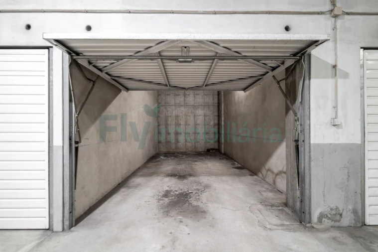 Apartamento T3 para Venda em Caldas de Vizela (São Miguel e São João) Foto 32