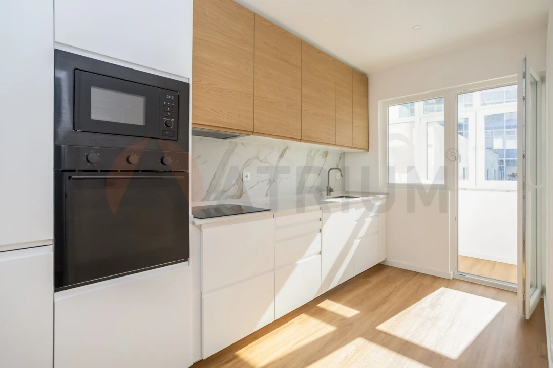 Apartamento T3 para Venda em Almada, Cova da Piedade, Pragal e Cacilhas Foto 2
