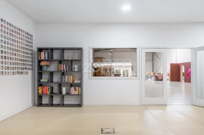 Terreno Comércio / Armazém para Arrendamento em Castêlo da Maia