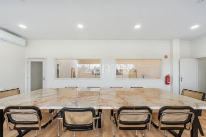 Terreno Comércio / Armazém para Arrendamento em Castêlo da Maia