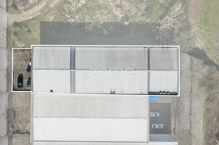 Terreno Comércio / Armazém para Arrendamento em Castêlo da Maia Foto 59