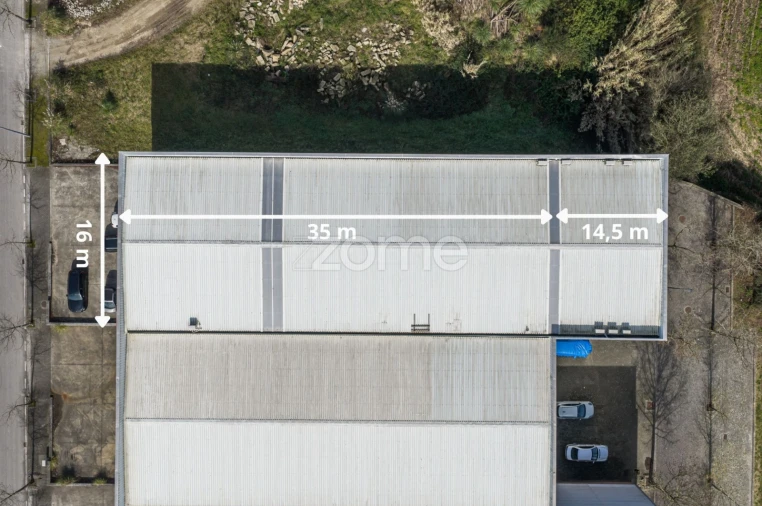 Terreno Comércio / Armazém para Arrendamento em Castêlo da Maia Foto 59