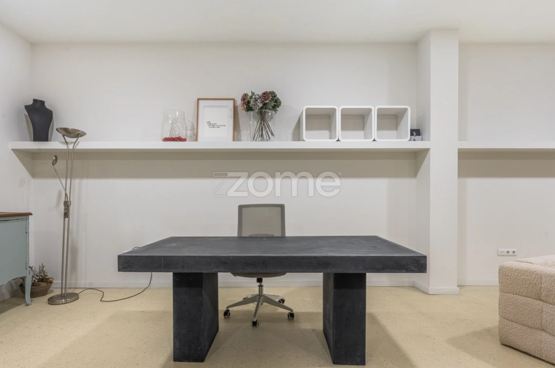 Terreno Comércio / Armazém para Arrendamento em Castêlo da Maia Foto 15