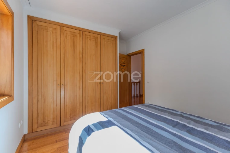 Moradia T4 para Venda em Vila Nova de Famalicão e Calendário Foto 27