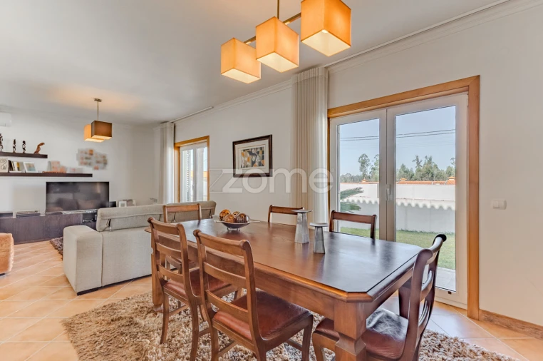 Moradia T4 para Venda em Vila Nova de Famalicão e Calendário Foto 16