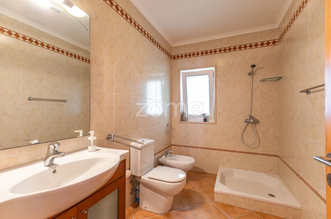 Moradia T4 para Venda em Vila Nova de Famalicão e Calendário Foto 21