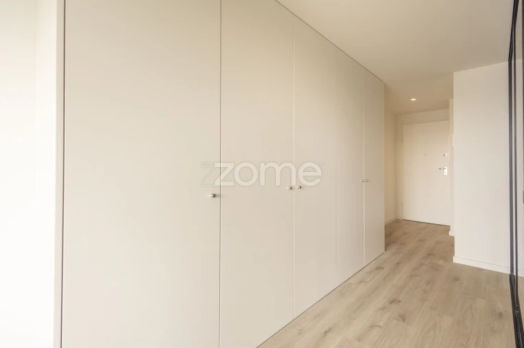 Apartamento T1 para Arrendamento em São Mamede de Infesta e Senhora da Hora Foto 6